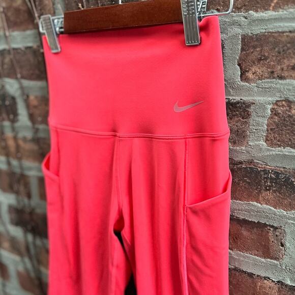 NEW Size XS Nike Universa Medium-Support High-Waisted 7/8 Leggings with Pockets - Picture 6 of 9